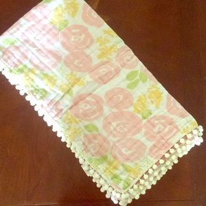 Organic muslin baby quilt